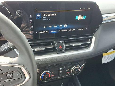 New 2026 Chevrolet TrailBlazer LT w/ Midnight Edition AWD/4WD image 8