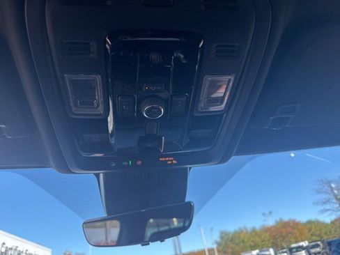 New 2026 GMC Yukon Denali w/ Denali Reserve Package image 24