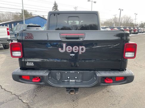 Used 2022 Jeep Gladiator Rubicon w/ Cold Weather Group image 5