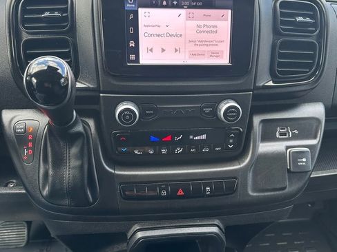 Used 2025 RAM ProMaster 2500 w/ Convenience Group FWD image 15