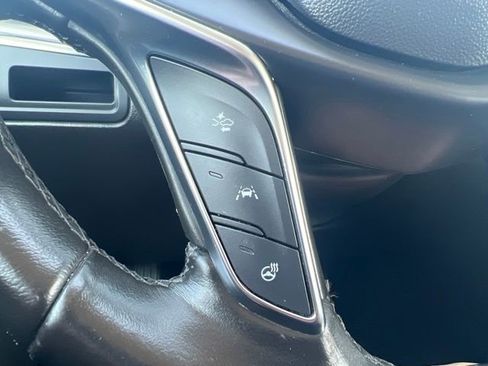 Used 2019 Cadillac XT5 Luxury image 28