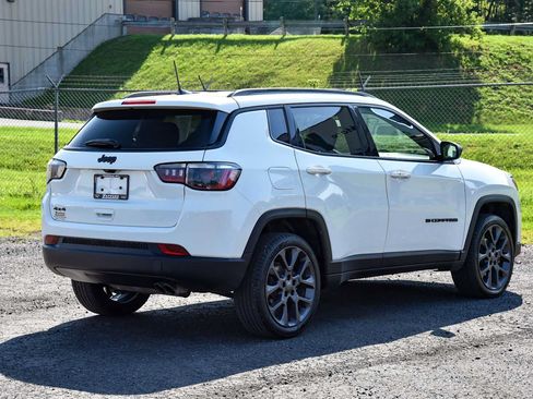 Certified 2021 Jeep Compass Latitude AWD/4WD image 3