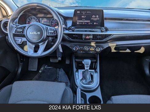 Used 2024 Kia Forte LXS image 14