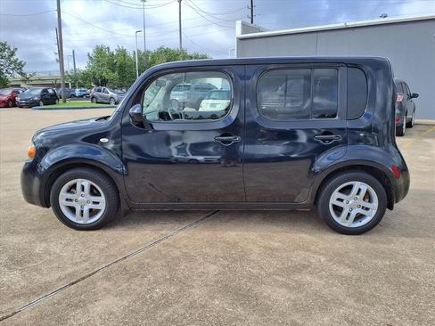 Used 2011 Nissan Cube 1.8 SL w/ Interior Illumination Pkg FWD image 5