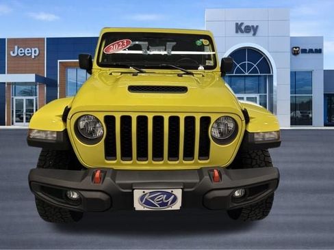 Used 2023 Jeep Gladiator Mojave w/ Cold Weather Group AWD/4WD image 10
