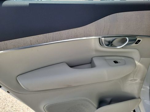 Certified 2024 Volvo XC90 T8 Plus w/ Protection Package AWD/4WD image 13