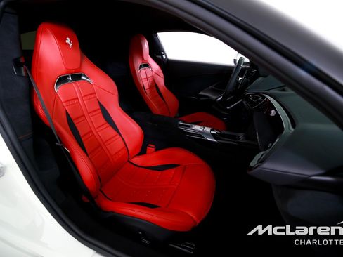 Used 2025 Ferrari 12Cilindri RWD image 19