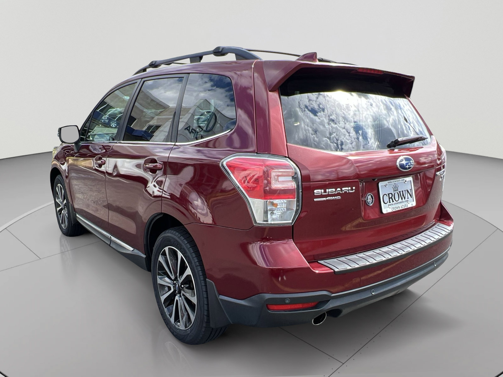 Used 2017 Subaru Forester 2.0XT Touring AWD/4WD image 3