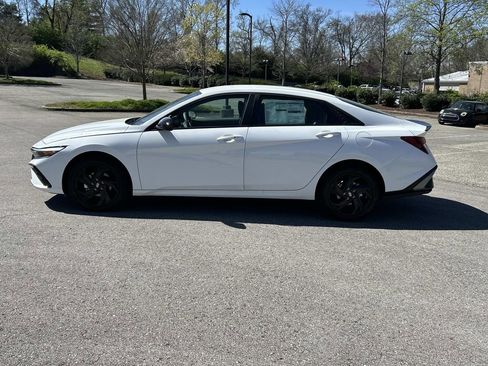 New 2026 Hyundai Elantra Sport image 4