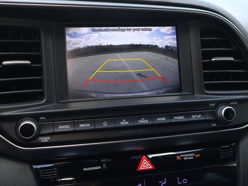 Used 2020 Hyundai Elantra SEL w/ Cargo Package (C1) image 25