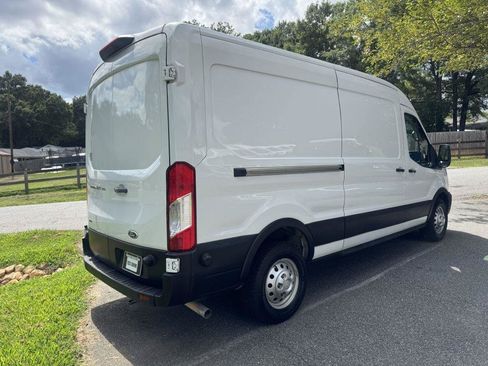 Used 2024 Ford Transit 250 148 Medium Roof AWD image 3