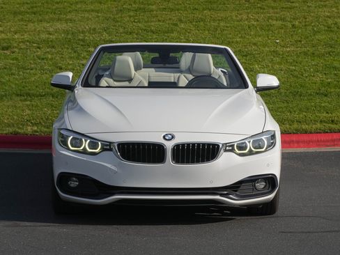 Used 2018 BMW 430i Convertible RWD image 3