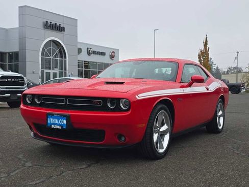 Used 2015 Dodge Challenger R/T w/ Quick Order Package 28D R/T image 1