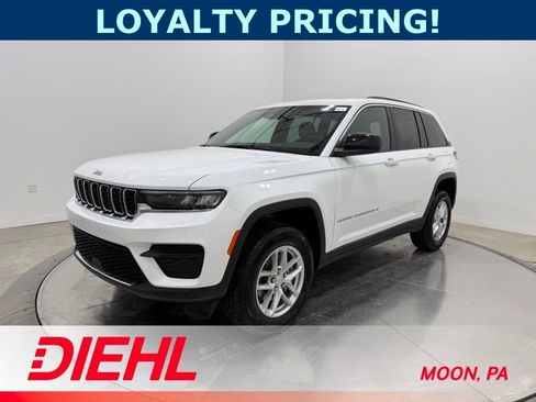 New 2025 Jeep Grand Cherokee Laredo X AWD/4WD image 3