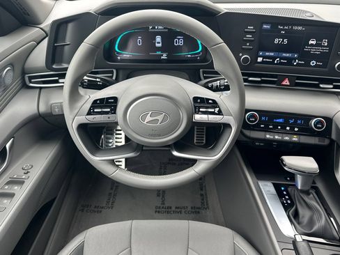 Certified 2026 Hyundai Elantra Sport FWD image 17