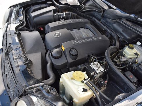 Used 1998 Mercedes-Benz E 320 Sedan image 57
