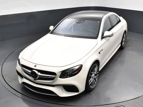 Used 2018 Mercedes-Benz E 63 AMG S image 18