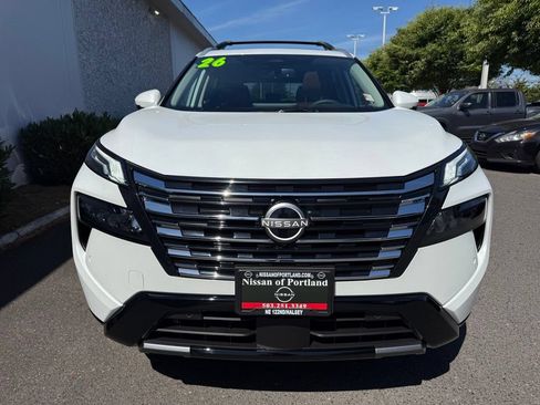 Used 2026 Nissan Rogue Platinum AWD/4WD image 4
