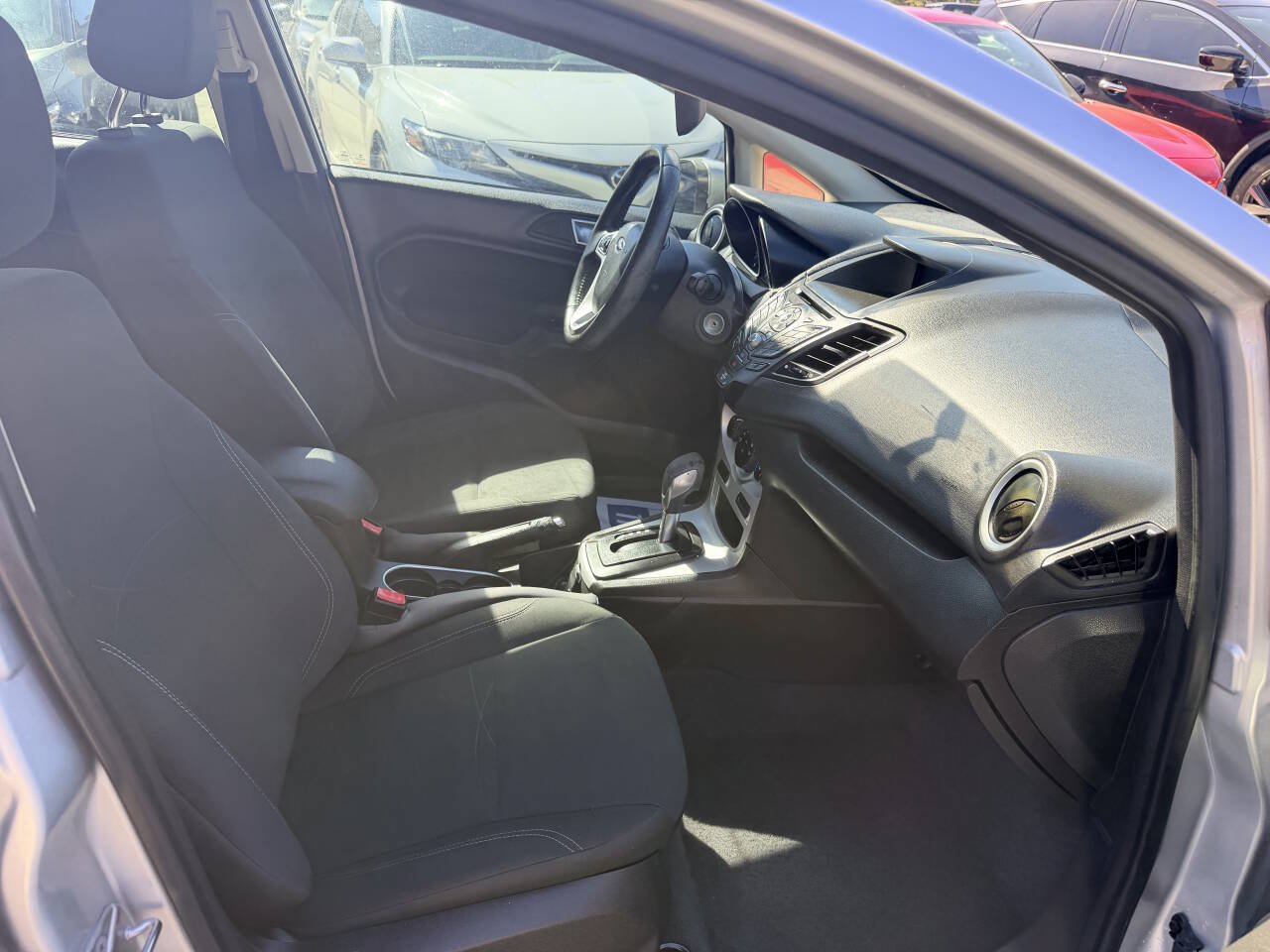 Used 2016 Ford Fiesta SE FWD image 23