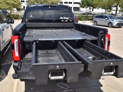Used 2024 Ford F250 Platinum AWD/4WD image 8