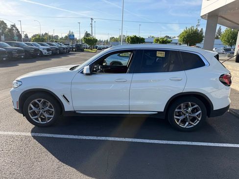 Used 2022 BMW X3 xDrive30i w/ Convenience Package AWD/4WD image 4
