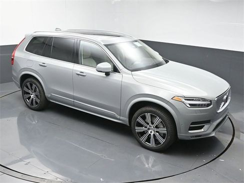 New 2024 Volvo XC90 B6 Plus w/ Protection Package Premier image 33