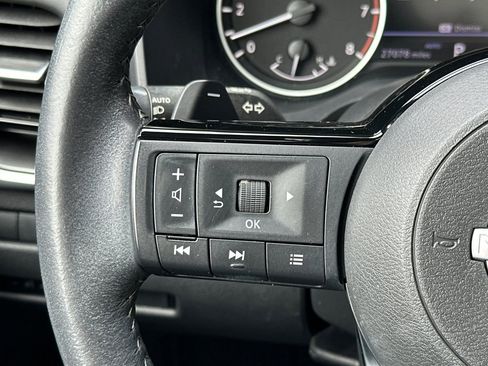 Used 2023 Nissan Rogue SV w/ SV Premium Package image 27