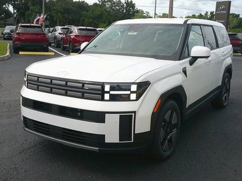 New 2026 Hyundai Santa Fe SE image 2