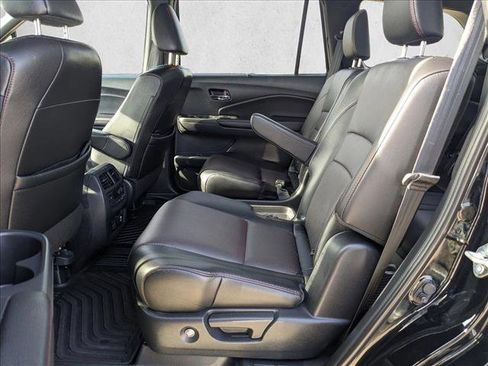 Used 2021 Honda Pilot Black Edition image 21