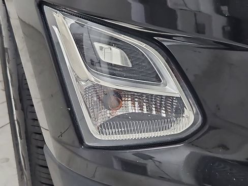 Used 2021 Chevrolet Equinox LT AWD/4WD image 10