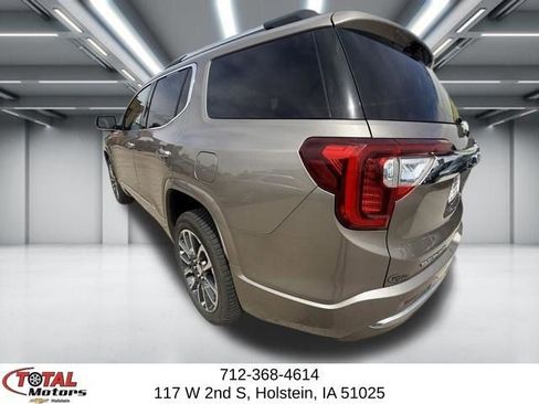 Used 2022 GMC Acadia Denali w/ LPO, Floor Liner Package AWD/4WD image 6