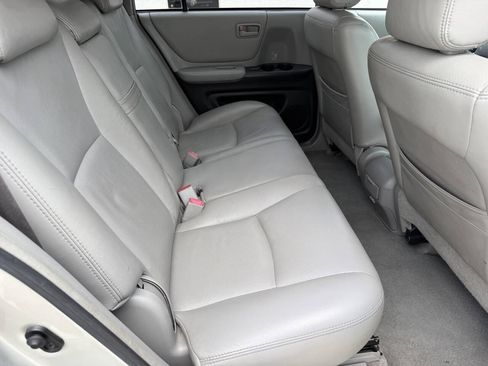 Used 2007 Toyota Highlander Limited AWD/4WD image 20