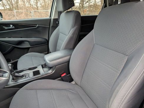 Used 2017 Kia Sorento AWD image 15