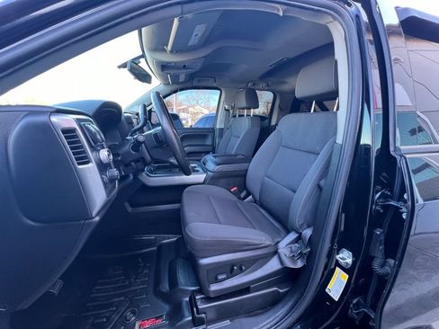 Used 2018 Chevrolet Silverado 1500 LT w/ Redline Edition AWD/4WD image 10