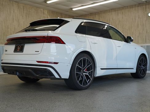 Used 2023 Audi Q8 Prestige AWD/4WD image 10