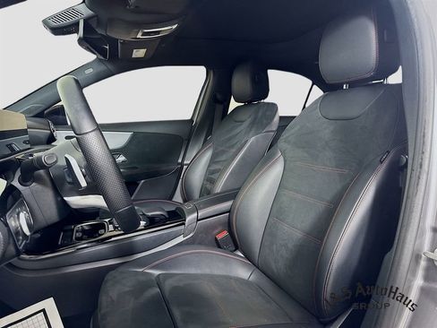 Used 2022 Mercedes-Benz A 220 4MATIC w/ AMG Line image 11