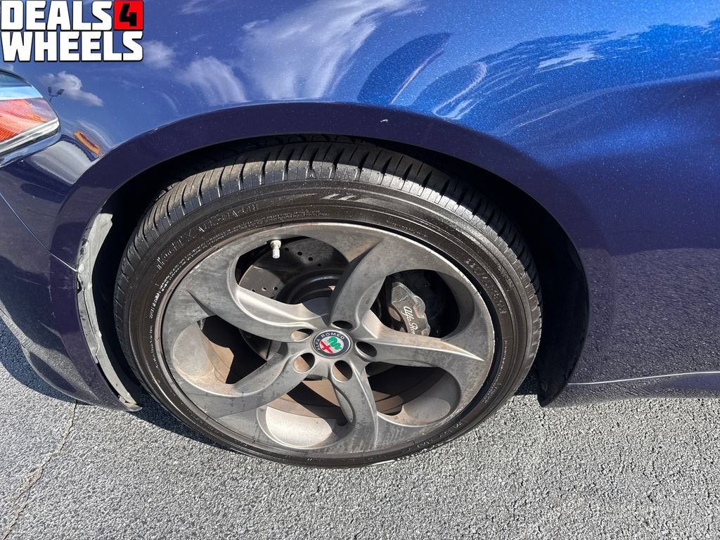 Used 2018 Alfa Romeo Giulia AWD image 27