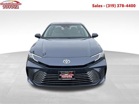 New 2026 Toyota Camry XLE image 8
