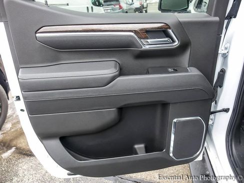 Used 2025 GMC Sierra 1500 Elevation w/ Elevation Premium Package image 27