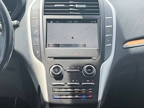 Used 2017 Lincoln MKC Reserve AWD/4WD image 17