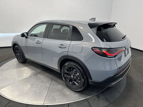 Certified 2025 Honda HR-V Sport image 5