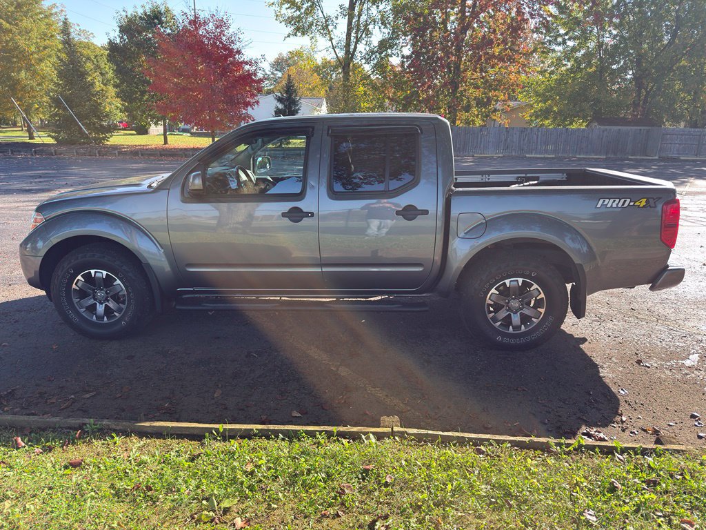 Used 2018 Nissan Frontier PRO-4X AWD/4WD image 17