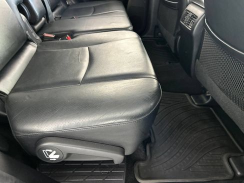 Used 2013 Toyota 4Runner Limited AWD/4WD image 34