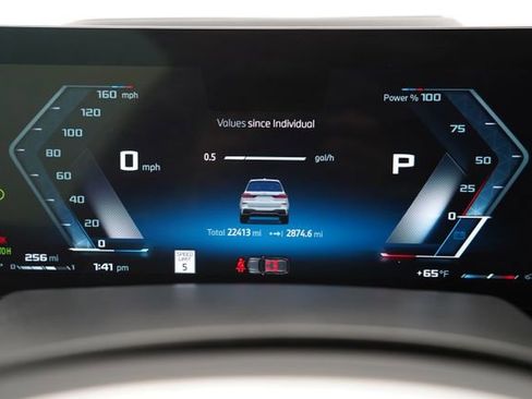 Used 2026 BMW X7 M60i image 27