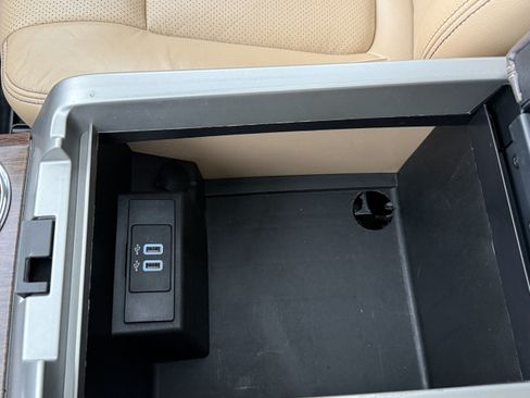 Used 2013 Ford F150 Lariat w/ Luxury Equipment Group AWD/4WD image 29