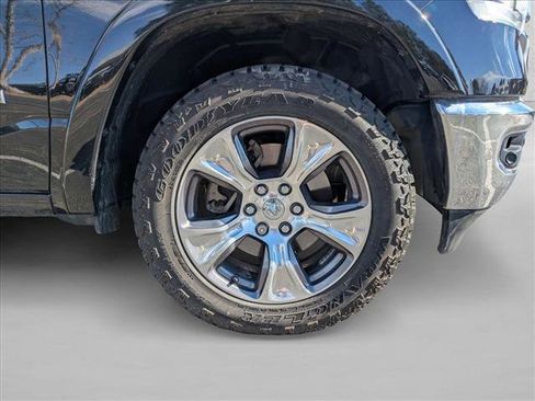 Used 2021 RAM 1500 Laramie image 21