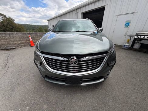 Used 2023 Buick Enclave Essence AWD/4WD image 8
