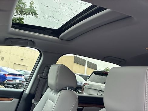 Certified 2019 Honda CR-V Touring image 25