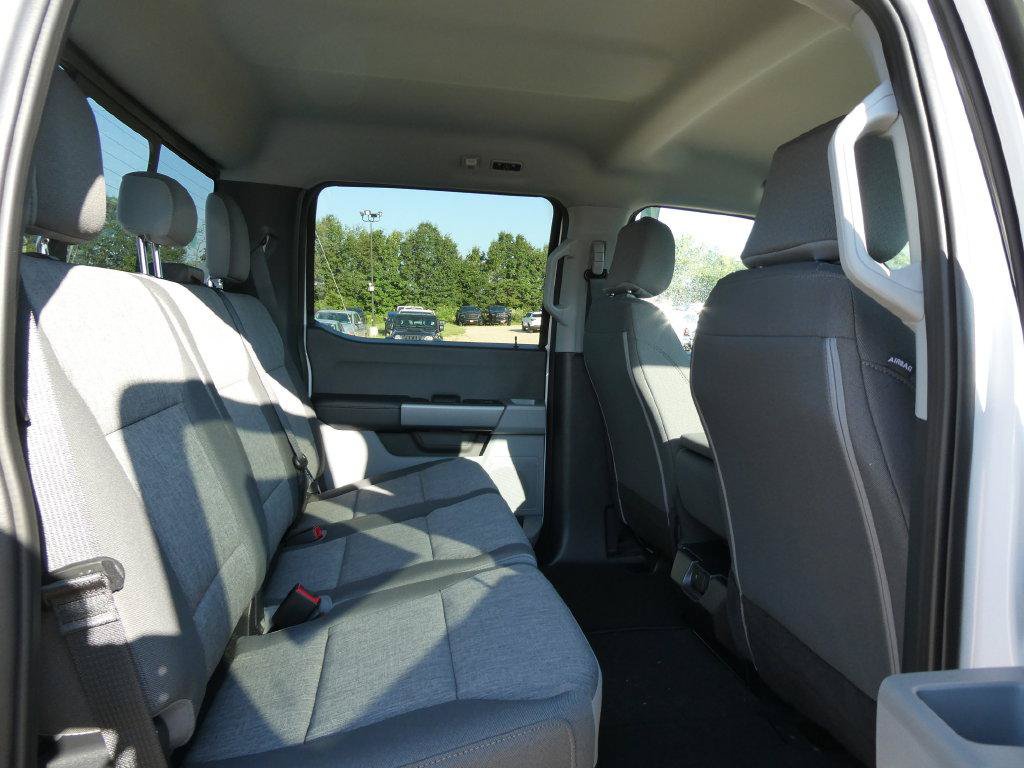 New 2026 Ford F250 XL w/ STX Appearance Package AWD/4WD image 13