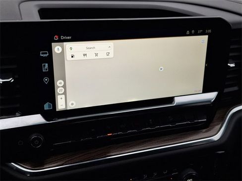 Used 2024 Chevrolet Silverado 1500 LT w/ Z71 Off-Road Package image 16